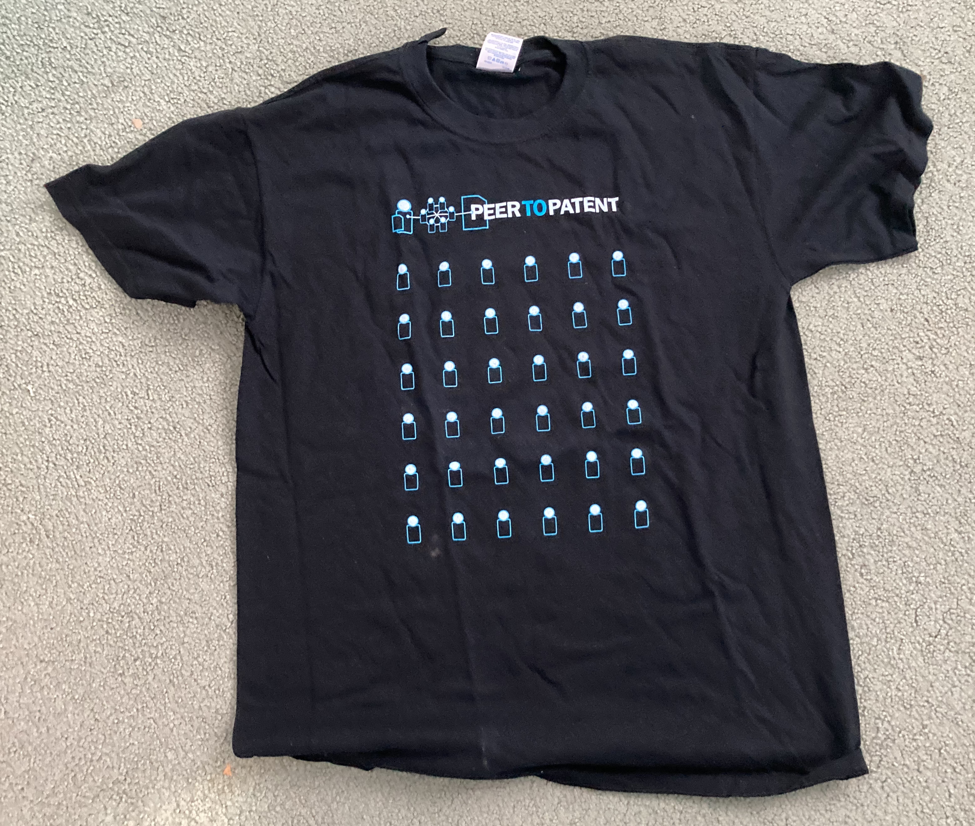 T-shirt promoting Peer to Patent